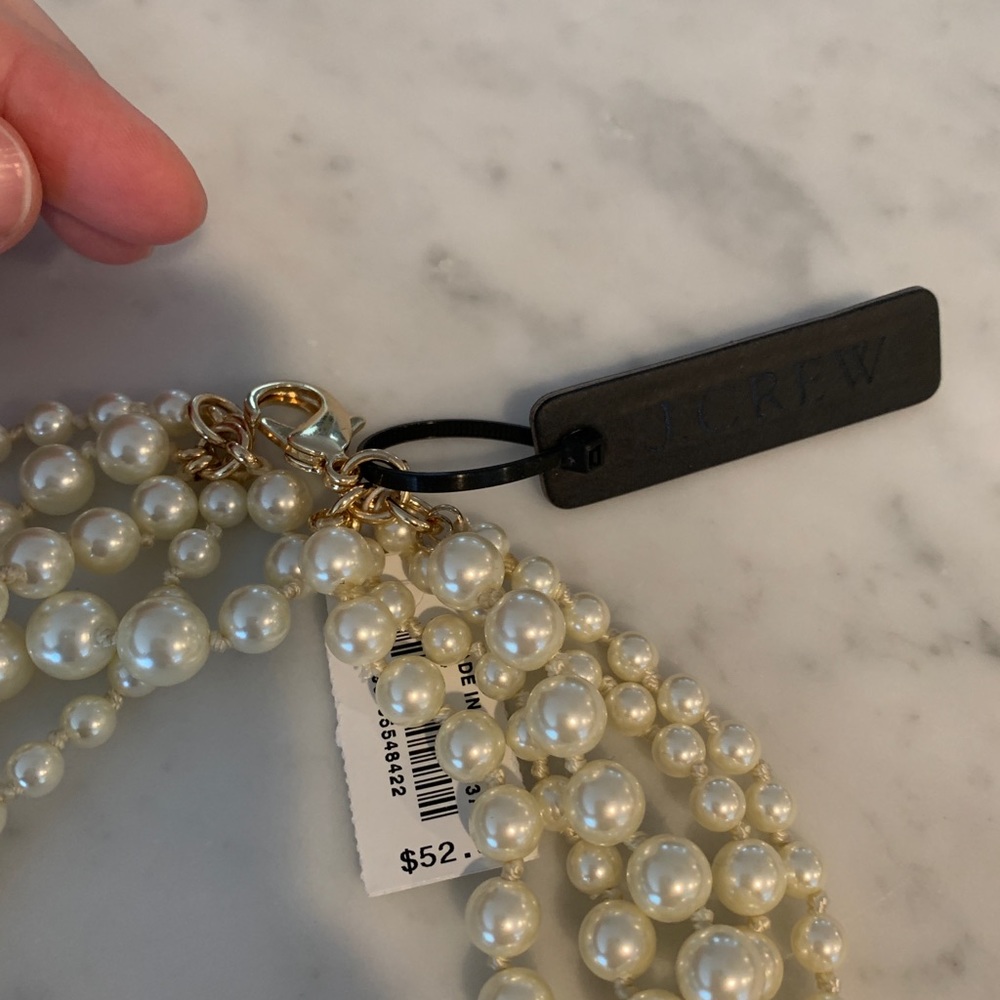 5 String Pearl Necklace - Costume Jewelry